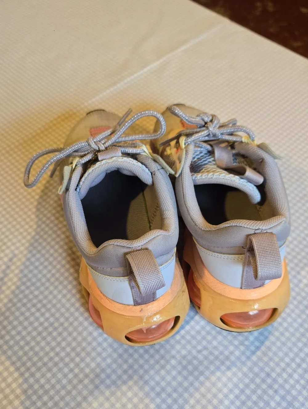 Nike light gray